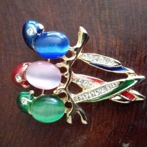 Bird brooch